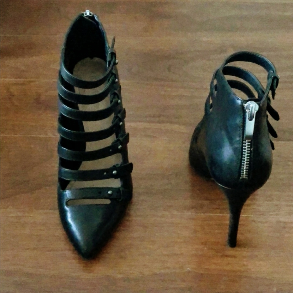 Pour la Victoire Zora pumps